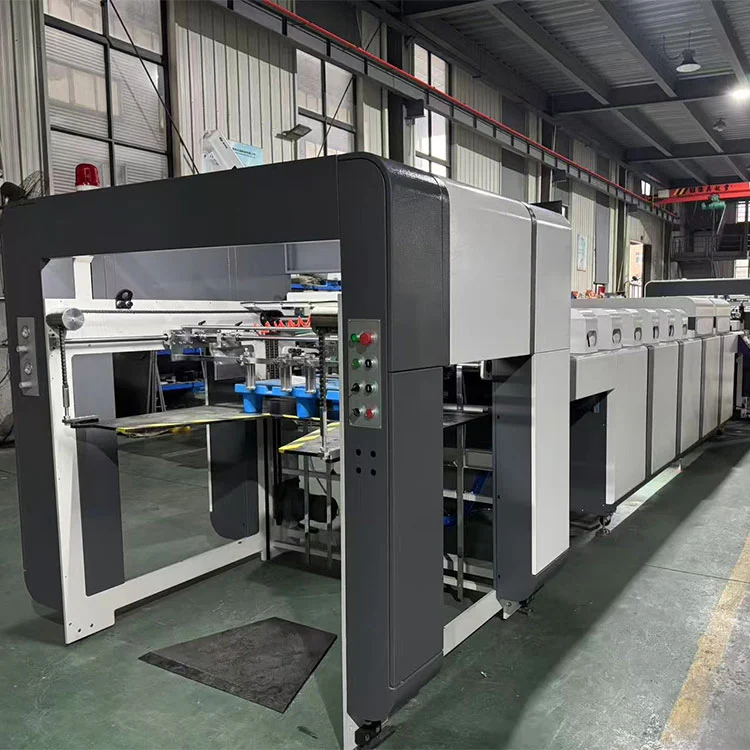 Automatický stroj na UV olejový lak na hrubý tenký papier